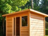 Gartenhaus aus Holz mit Flachdach